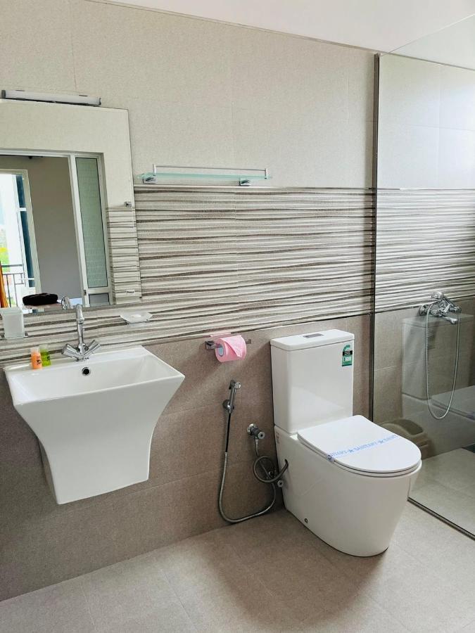 Funwhales Rest House Negombo Luaran gambar