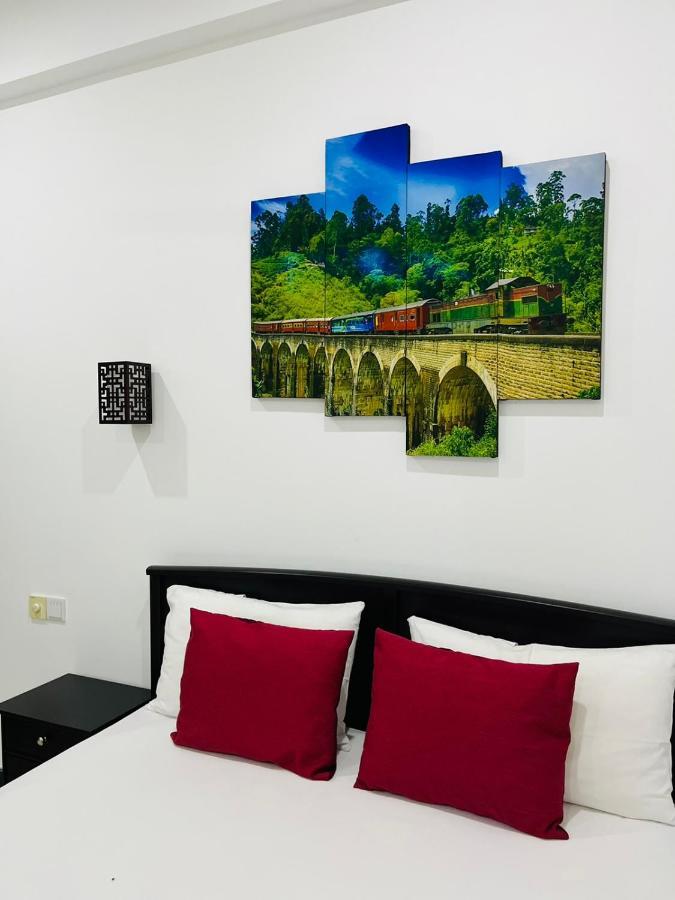 Funwhales Rest House Negombo Luaran gambar